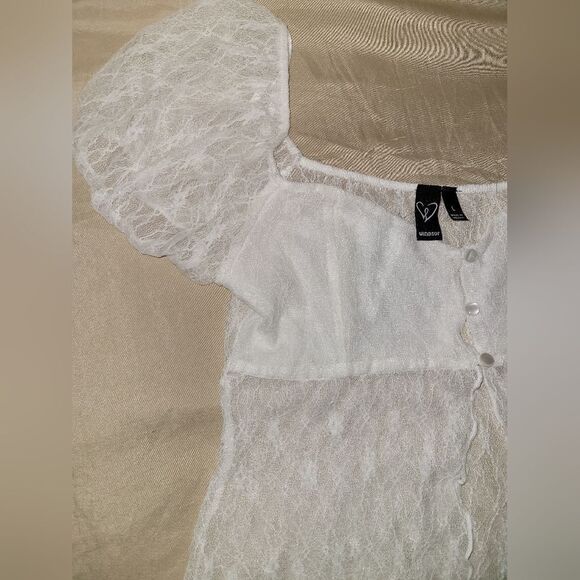 Lace crop top - Picture 8 of 11